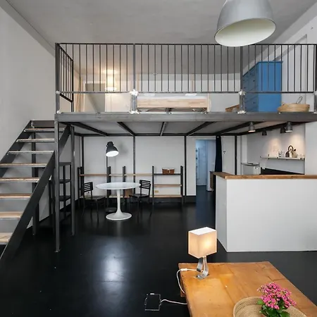 Italianflat - Navigli & Bocconi Suites * 米兰